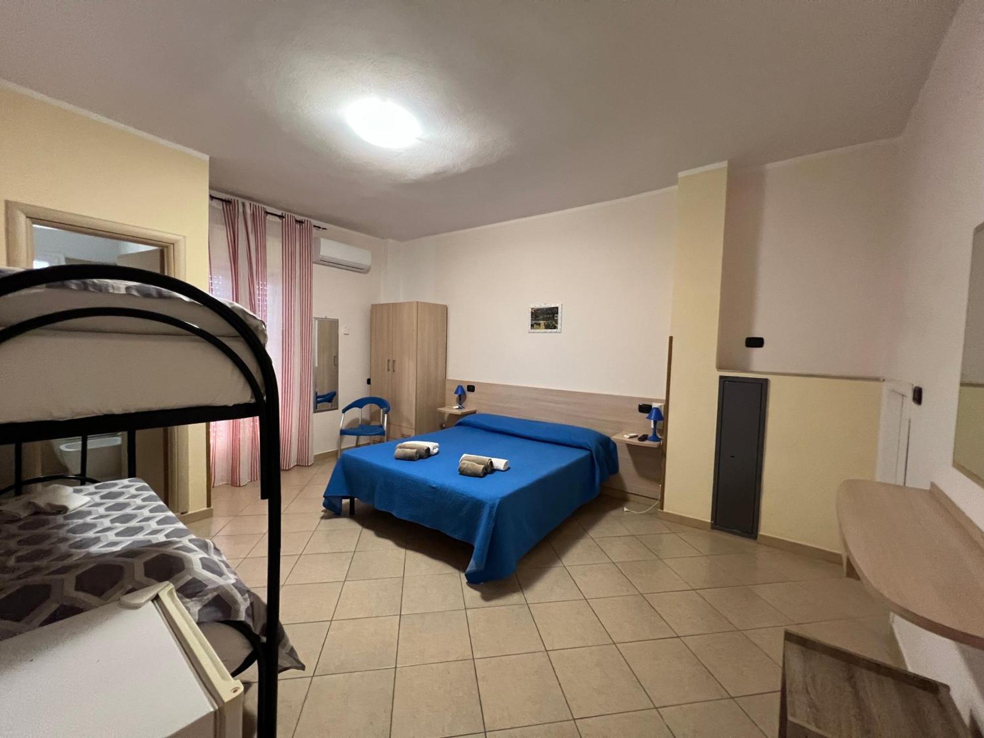 Albergo Florida Capo Rizzuto Esterno foto